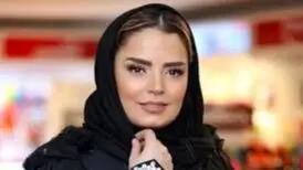 سپیده خداوردی با استایل زمستانی در یک کافه؛ نمایشی جذاب از شیک‌پوشی!