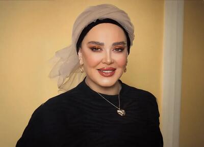  لباس عجیب بهاره رهنما در دورهمی هنرمندان مشهور+ فیلم