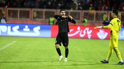 یک بوسه برای تسخیر قلب هواداران پرسپولیس؛ آغاز دوران ستاره متعصب قرمزها!
