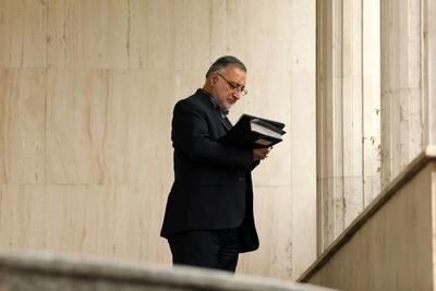 عصبانیت کیهان از احتمال شهردار نشدن زاکانی/ ای عوام! او به یک الگوی بی‌نظیر در خدمت به مردم تبدیل شده