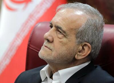 روزنامه اصولگرا: اصلاح‌طلبان در حال عبور از پزشکیان هستند