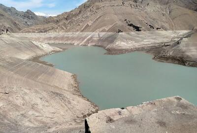 یک سد مهم سرریز کرد