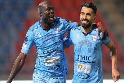 رنی بوبو: رویایم بازی برای پرسپولیس  یا استقلال است