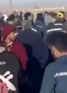 تجمع کارگران فولاد راد همدان  در اعتراض به قطع گاز کارخانه