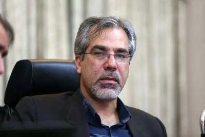 صاحبان قدرت، فساد وابستگان‌ خود را با بهانه تسویه حساب سیاسی کوچک جلوه می‌دهند