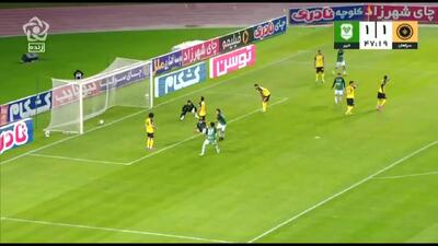  ویدیو: گل دوم خیبر به سپاهان توسط خانزادی