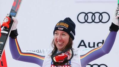 جهانی اسکی آلپاین | قهرمانی هوتر در مارپیچ سرعت زنان والدیزر