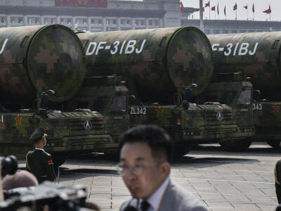 فضای جنگی ۲۰۲۵ به ۲۰۲۶ می‌رسد - دیپلماسی ایرانی