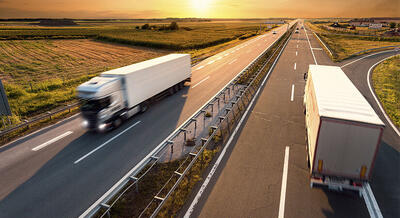  بررسی مسائل ترانزیت خراسان رضوی؛ ازخسارت ۴۵۰ هزار دلاری توقف کامیون‌ها تا بلاتکلیفی بیمه