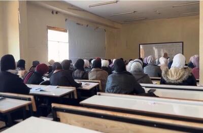  تحصیل زیر چادر و پلاستیک؛ دانشگاه اسلامی غزه دوباره شروع به کار کرد