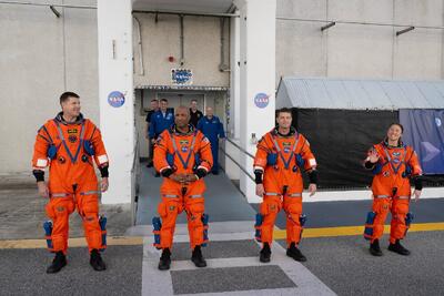  تمرین فضانوردان «آرتمیس ۲» برای نمایش روز پرتاب