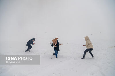  شادی و تفریح مردم بجنورد  پس از بارش برف