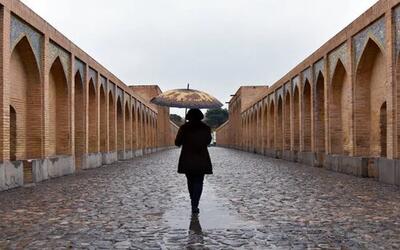 هوای اصفهان ۳۰ آذر؛ قابل قبول برای عموم، هشدار برای گروه‌های حساس