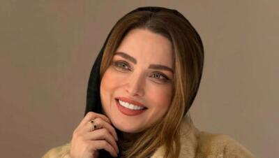  استایل بهنوش طباطبایی با مدل پیراهن خاص و جسورانه