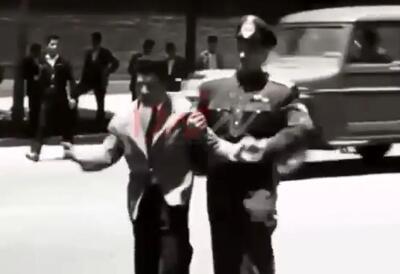 مستندی از حضور پلیس‌ مدارس برای جلوگیری از مزاحمت برای دانش‌آموزان و دانشجویان در دهه ۴۰/ ویدئو