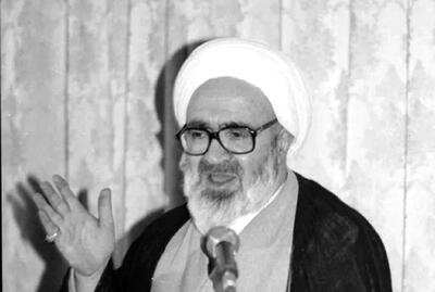 از قدرت تا عزلت؛ درباره آیت‌الله حسینعلی منتظری 16 سال پس از درگذشت او/ روایت گذرای زندگی مردی با سه‌گانه‌ای شامل رنج و محنت، قدر و قُدرت و سرانجام عزل و عُزلت