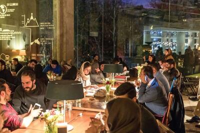 چرا در نگاه تندروها تمدن  میدان و معاشرت  به تمدن  ترس از پاتوق  بدل شد؟ /  واکاوی ریشه‌های سوءظن ایدئولوژیک به فضاهای عمومی