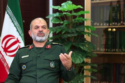 سردار وحیدی: جرأت خلع سلاح حزب‌الله را ندارند/ از دور بمباران می‌کنند اما جرأت حرکت زمینی ندارند/ مردم غزه سربازان خود را از دانشگاه‌های آمریکا گرفتند