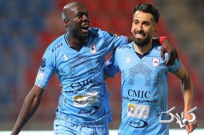 رنی بوبو: رویایم بازی برای پرسپولیس یا استقلال است - مجله اینترنتی کولاک