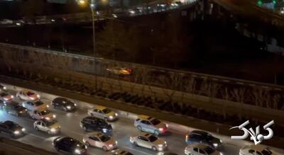 وضعیت ترافیک شب یلدا در اتوبان چمران تهران را ببینید - مجله اینترنتی کولاک