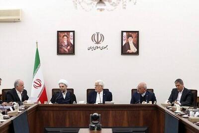  عارف: دولت با همکاری سایر قوا به دنبال پیروزی در جنگ اقتصادی است