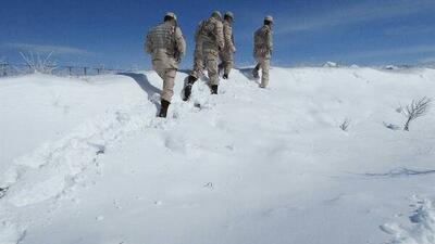 نجات ۲هزار تبعه غیرمجاز در مرز افغانستان از برف و کولاک
