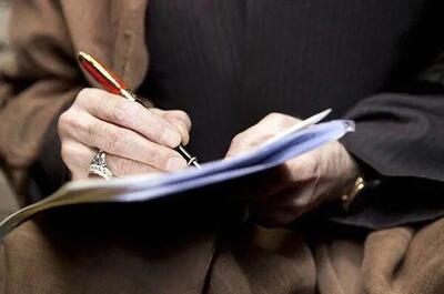 تسلیت سیدمحمد خاتمی در پی درگذشت اشرف بروجردی