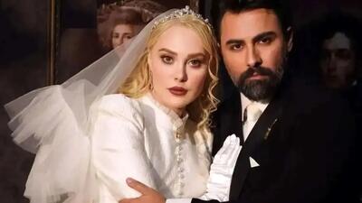  آرام جعفری با استایل خاص آن شرلی، یلدا را جشن گرفت/عروس سینمای ایران با موی قرمز + عکس