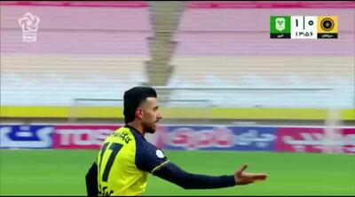 ویدیو: گل اول سپاهان به خیبر توسط محمد عسگری - پارس فوتبال