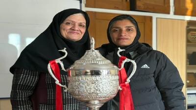 شجاعی: تقویت کادر فنی بانوان در دستور کار فدراسیون فوتبال قرار دارد - پارس فوتبال