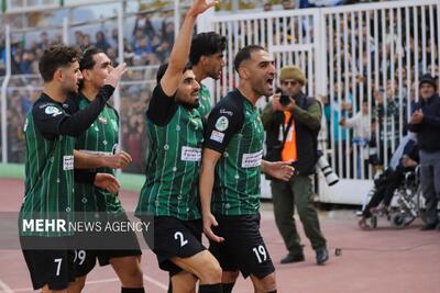 شگفتی خیبر در اصفهان مقابل سپاهان؛ نماینده لرستان راهی یک چهارم شد - پارس فوتبال