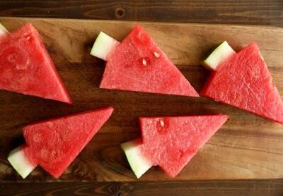  آموزش برش هندوانه شب یلدا با چند ترفند ساده + فیلم