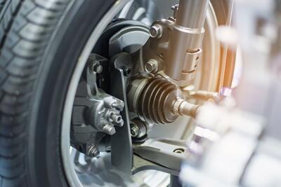 سرویس دوره‌ای سیستم تعلیق خودرو؛ راهنمای جامع و فنی تعویض قطعات - پدال