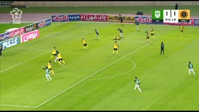 خلاصه بازی سپاهان 1 - خیبر‌ خرم‌آباد 3