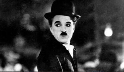  سفر در زمان؛ دیدار «چارلی چاپلین» و «انیشتین»؛ سال 1310