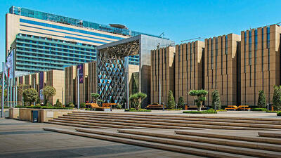 قیمت‌گذاری ایران‌مال آغاز شد؛ تشکیل بزرگ‌ترین هیأت کارشناسی - سرمایه و بورس