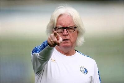 تمجید شفر از وریا: فرمانده سابق می‌تواند مربی بزرگی شود