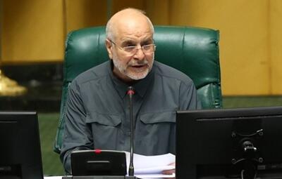  گلایه قالیباف از افزایش قیمت کالاها، ارز و طلا؛ اصلاحات ضروری صورت نگیرد نمایندگان مجبور به آغاز فرایند استیضاح می‌شوند