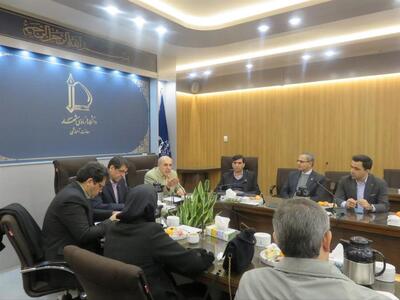  بروز‌رسانی محتوا‌های درسی و ایجاد رشته‌های جدید و نوظهور خواسته به حق بخش صنعت است