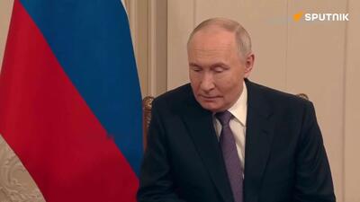  پوتین خاطرنشان کرد که از دیدن جاپاروف در سن پترزبورگ در جلسه غیررسمی روسای اتحادیه اقتصادی اوراسیا خوشحال است