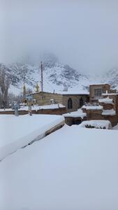 عکس: حجم برف در مناطق کویری اصفهان، یزد و کرمان