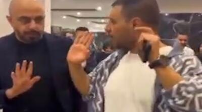 درگیری جواد عزتی با بادیگارد را ببینید