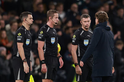 فرانک: گل دوم لیورپول نتیجه اشتباه بزرگ داوری بود؛ آنچه با 9 نفر انجام دادیم، شگفت‌انگیز است