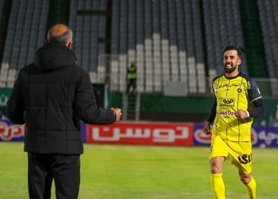 سپاهان ۱-۱ خیبر خرم آباد؛ نیمه اول