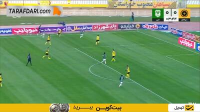 گل دیدنی محسن سفید چغایی به سپاهان (سپاهان 0-1 خیبر)