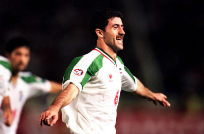 سوپرگل کریم باقری به کره جنوبی در سال 2000