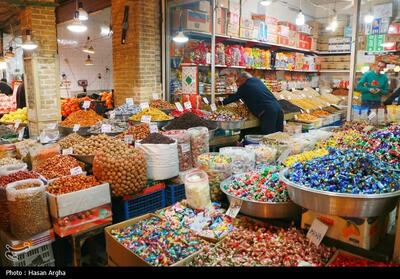 حال و هوای شب یلدای کرمانشاه/ از هندوانه زیر کاه تا بمب‌های آسمان - تسنیم