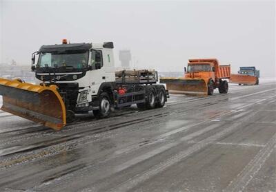 برف‌روبی بیش از 400 کیلومتر باند در محور خواف–تایباد - تسنیم