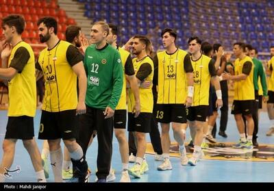 بازیکن هندبال سپاهان: مس و سپاهان مدعیان اصلی قهرمانی هستند - تسنیم