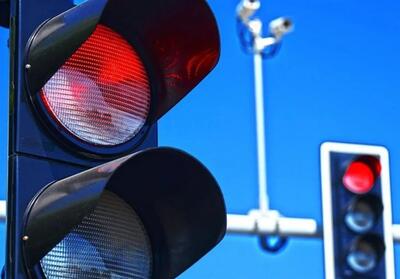 اولین چراغ راهنمایی هوشمند  زمان صفر  عملیاتی شد - تسنیم